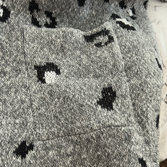 Ladies sweater coat - Picture 8 of 10